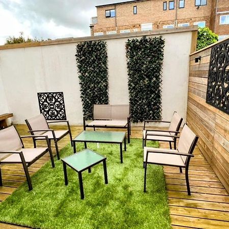Villa Surbiton Luxury Garden House 19 Exterior foto
