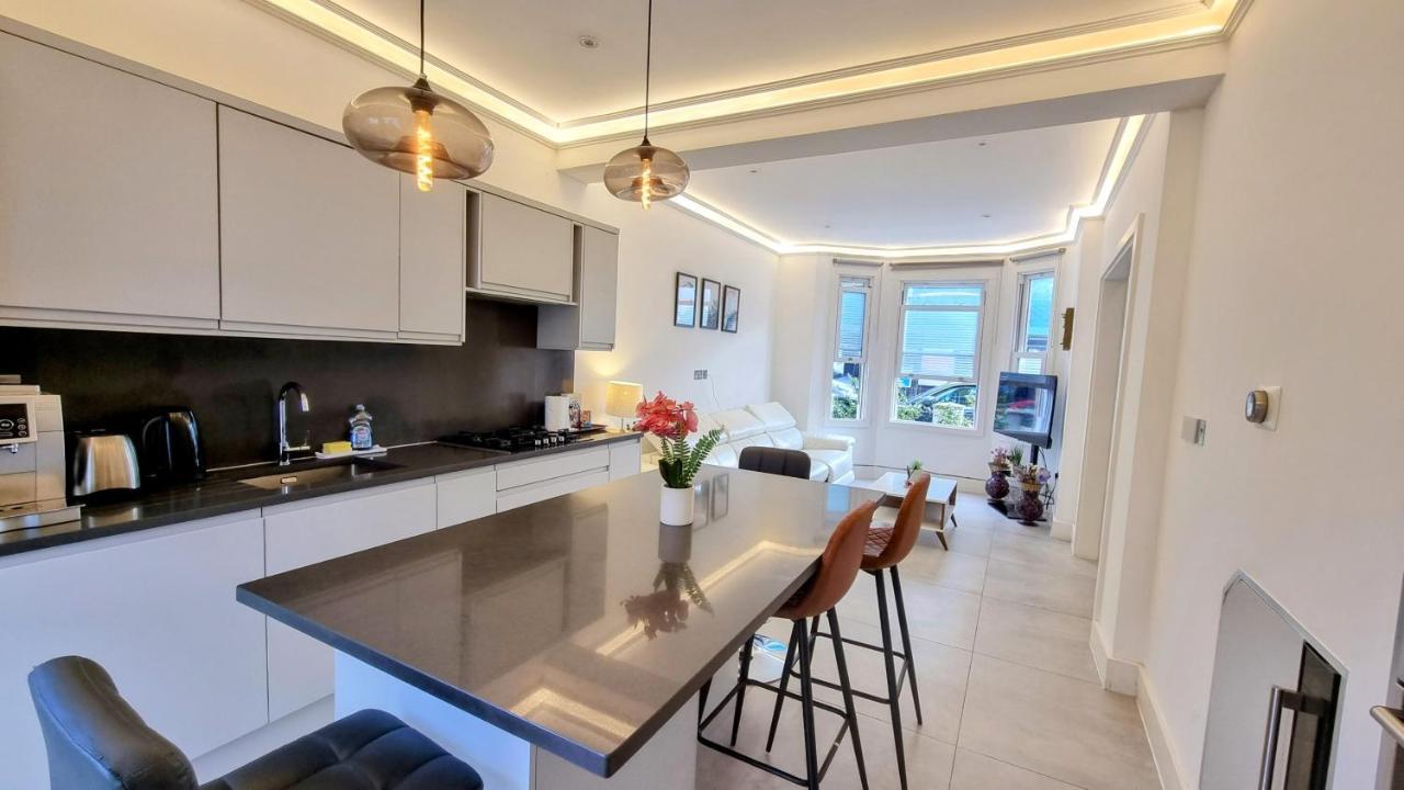 Villa Surbiton Luxury Garden House 19 Exterior foto